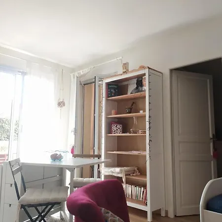 Appartement Val Fan Apt Tout Confort Océan Très Cosy Parking Privé Wifi Grande Terrasse Et Véranda à 2 Mn De La Plage 1 Grand Lit Et 1 Canapé Lit Personnes Max 4